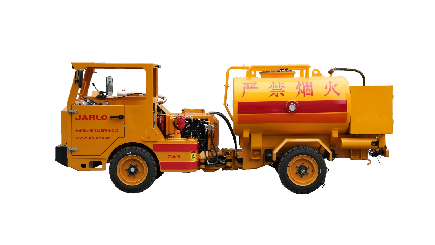 Mining diesel engine trackless oil transportation vehicle