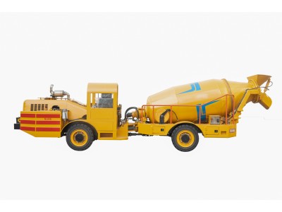 Mining concrete mixing transporter
