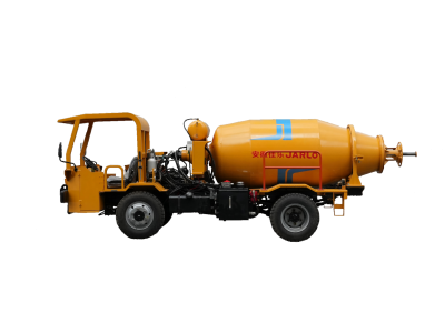Mining concrete mixing transporter