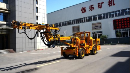 CYTC41Q(A) Mining Drawpoint Drilling & Blasting Jumbo | Integrated drilling and charging system, large ridge opening for safe and efficient crushing of large rocks